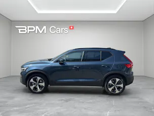 VOLVO XC40 2.0 B3 MH Plus Dark