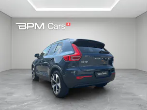 VOLVO XC40 2.0 B3 MH Plus Dark