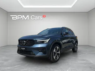 Volvo XC40 2.0 B3 MH Plus Dark