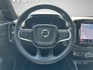 VOLVO XC40 2.0 B3 MH Plus Dark
