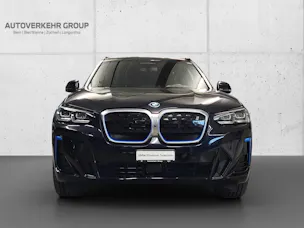 BMW iX3 Impressive