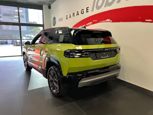 Jeep Compass 1.2 T e-Hybrid First Edition Pack Plus & SKY