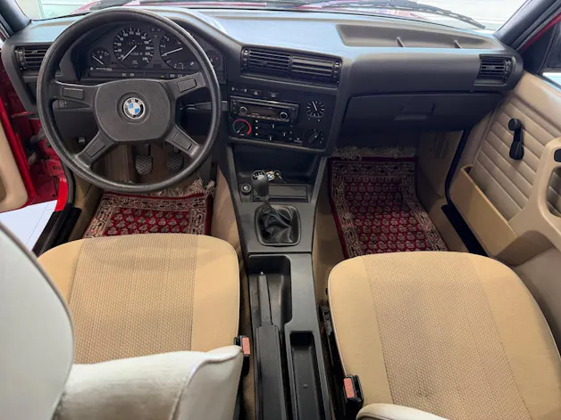 BMW 318i