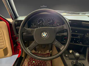 BMW 318i