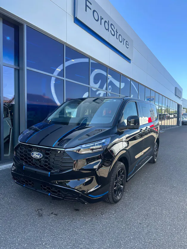FORD Tourneo Custom 320 L1 2.0 EcoBl Sport/170CV/Aut.4x4