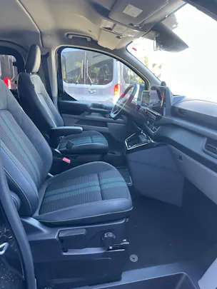Ford Tourneo Custom 320 L1 2.0 EcoBl Sport/170CV/Aut.4x4