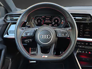 Audi S3 Sportback 2.0 TFSI quattro S-tronic