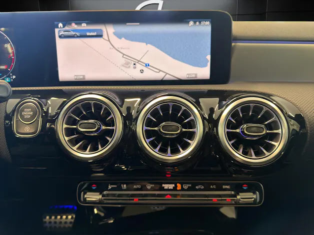 Mercedes-Benz A 220 4Matic 8G-DCT