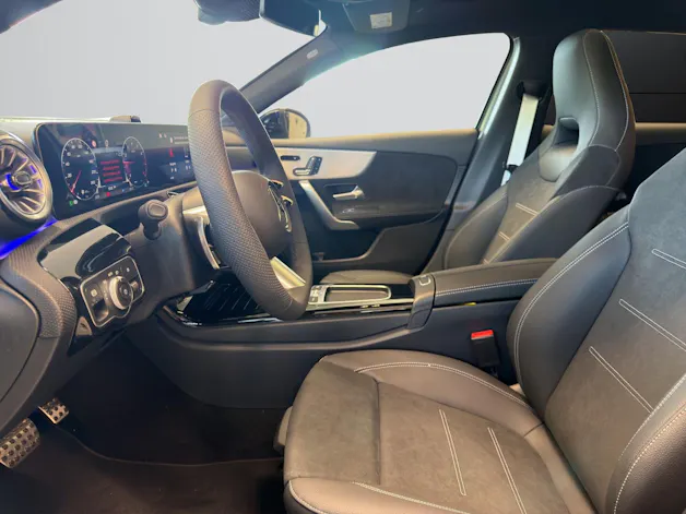 Mercedes-Benz A 220 4Matic 8G-DCT