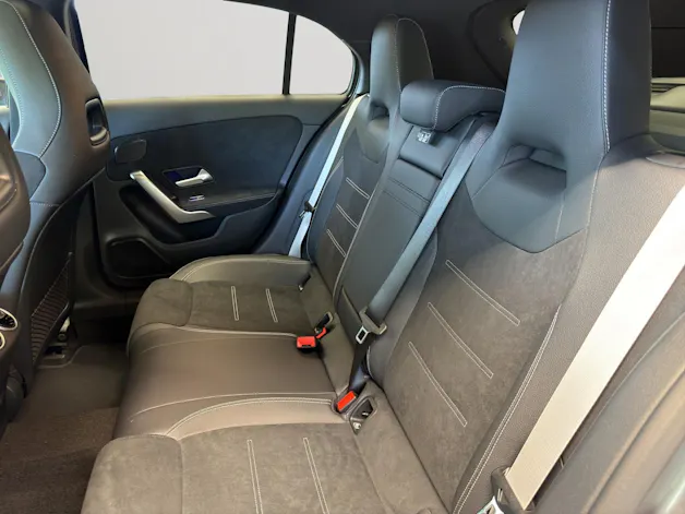 Mercedes-Benz A 220 4Matic 8G-DCT