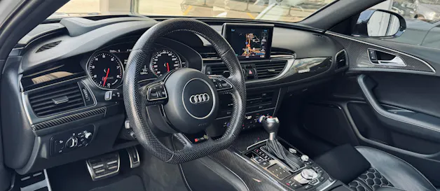 Audi RS6 Avant 4.0 TFSI V8 quattro Tiptronic