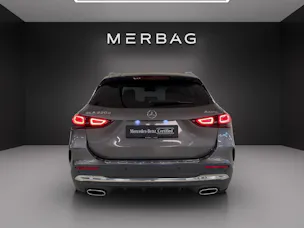Mercedes-Benz GLA 220d 4Matic AMG Line 8G-DCT