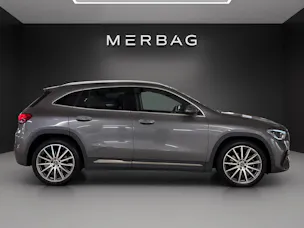 Mercedes-Benz GLA 220d 4Matic AMG Line 8G-DCT