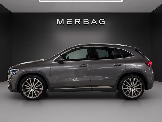 Mercedes-Benz GLA 220d 4Matic AMG Line 8G-DCT