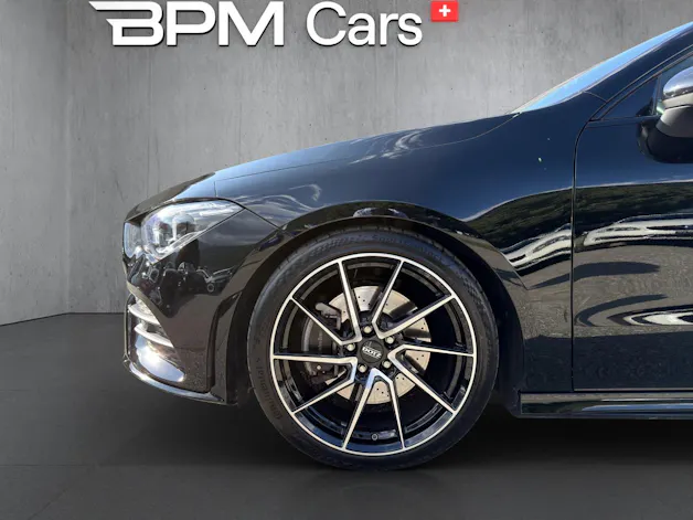 Mercedes-Benz Classe CLA X118 Shooting Brake CLA 200 AMG Line