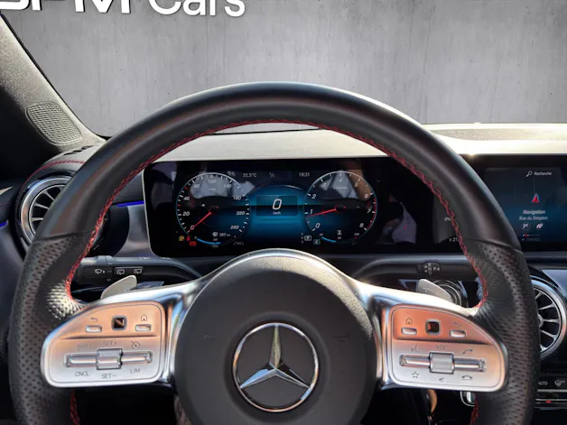 Mercedes-Benz Classe CLA X118 Shooting Brake CLA 200 AMG Line