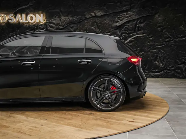 Mercedes-Benz A35 AMG 4Matic 8G-DCT *Facelift*Panorama*Schalensitze*360° Kamera*