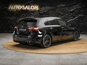 Mercedes-Benz A35 AMG 4Matic 8G-DCT *Facelift*Panorama*Schalensitze*360° Kamera*