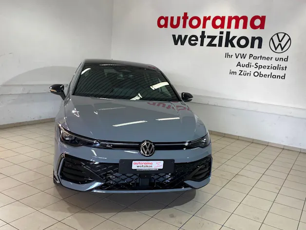 VW Golf 2.0 TSI R-Line DSG 4 Motion
