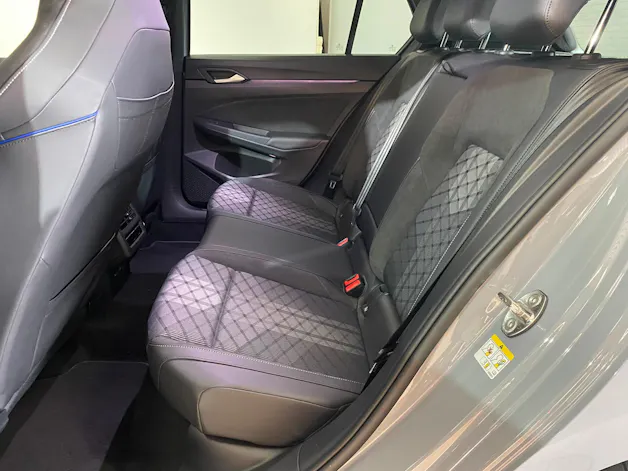 VW Golf 2.0 TSI R-Line DSG 4 Motion