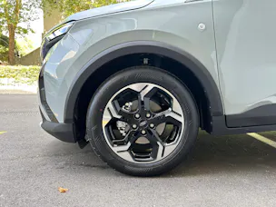Ford Tourneo Courier 1.0 EcoBoost Active Automat