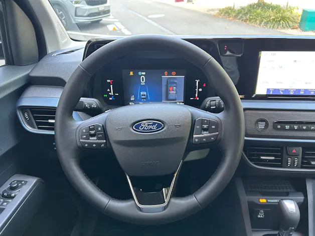 Ford Tourneo Courier 1.0 EcoBoost Active Automat