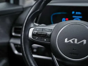 Kia Sportage 1.6 T-GDi Power Edition *Werksgarantie*Sitzheizung*Lenkradheizung*