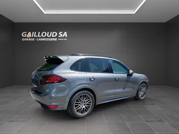Porsche Cayenne GTS