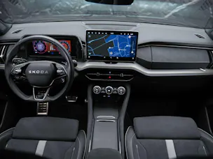 Škoda Kodiaq 2.0 TSI Sportline 4x4 *7 Plätzer*Abstandsregler*Matrix LED Scheinwerfer*