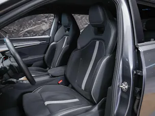 Škoda Kodiaq 2.0 TSI Sportline 4x4 *7 Plätzer*Abstandsregler*Matrix LED Scheinwerfer*