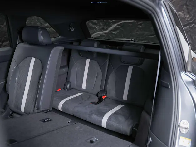 Škoda Kodiaq 2.0 TSI Sportline 4x4 *7 Plätzer*Abstandsregler*Matrix LED Scheinwerfer*