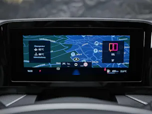 Škoda Kodiaq 2.0 TSI Sportline 4x4 *7 Plätzer*Abstandsregler*Matrix LED Scheinwerfer*
