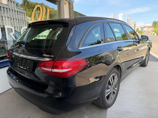 Mercedes-Benz C 250 d 4Matic 9G-Tronic