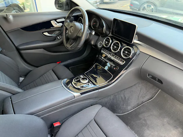 Mercedes-Benz C 250 d 4Matic 9G-Tronic