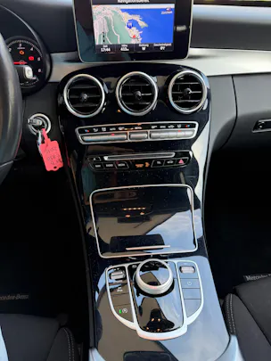 Mercedes-Benz C 250 d 4Matic 9G-Tronic