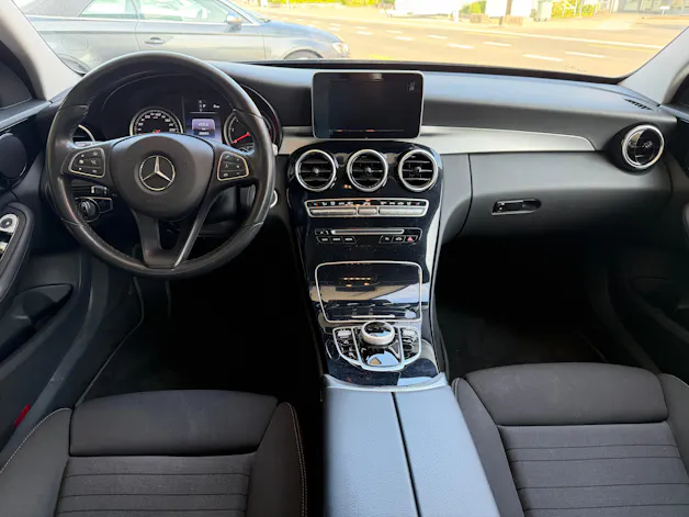 Mercedes-Benz C 250 d 4Matic 9G-Tronic