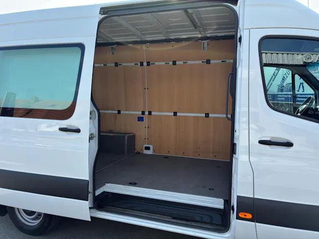 Mercedes-Benz Sprinter 317 CDI Standard 9G-TRONIC