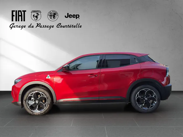 Alfa Romeo Junior 1.2 48V Hybrid Speciale