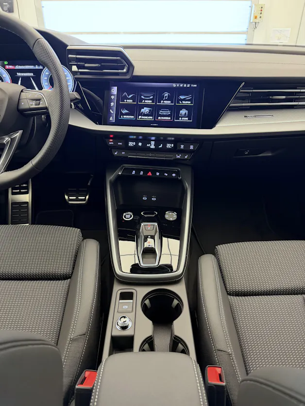 Audi A3 Sportback TFSI 110 kW Attraction S tronic