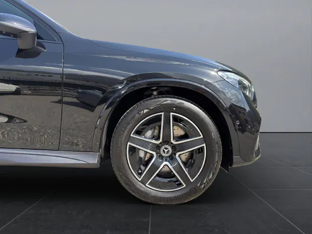 MERCEDES-BENZ GLC 220 d AMG Line 4matic
