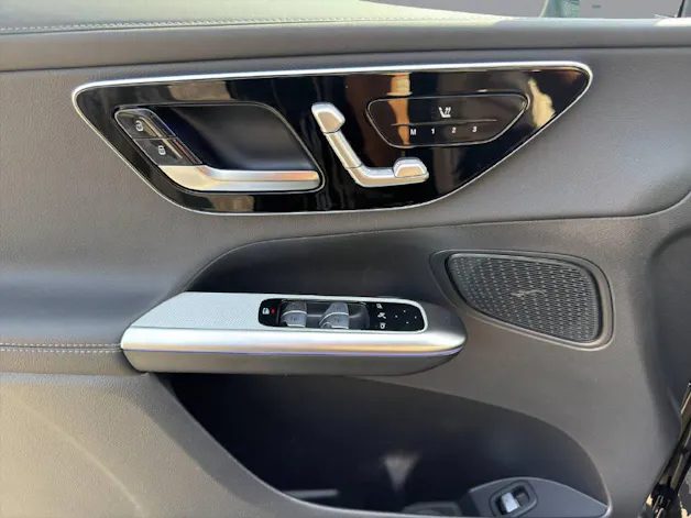 MERCEDES-BENZ GLC 220 d AMG Line 4matic