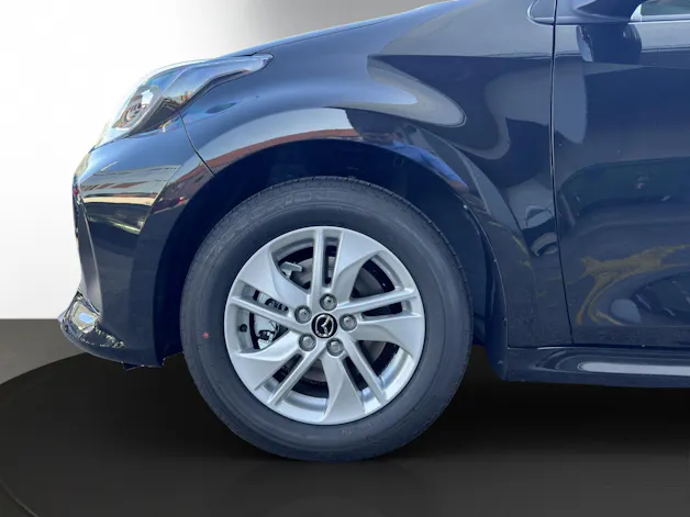 Mazda 2 Hybrid Centre-Line