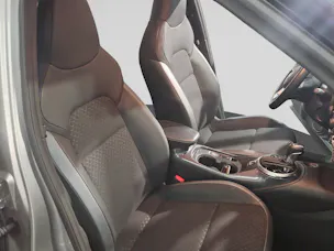 Nissan Juke 1.6 FHEV N-Connecta