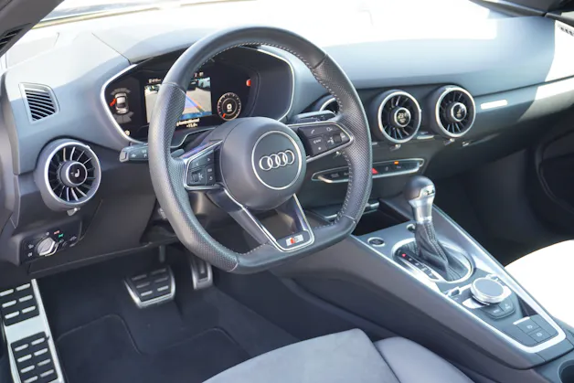 Audi TT Coupé 45 TFSI quattro S-tronic S-LINE!!!