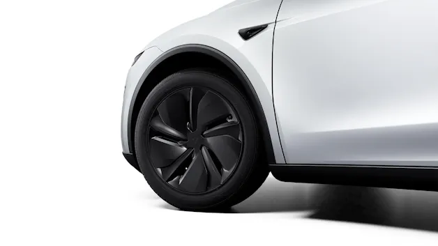 Tesla Model Y Long Range Premium RWD