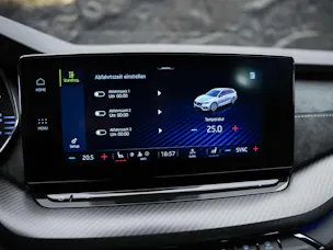 Škoda Octavia Combi 2.0 TSI DSG RS *Abstandsregler*Massage*Standheizung*