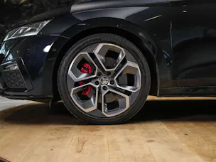 Škoda Octavia Combi 2.0 TSI DSG RS *Abstandsregler*Massage*Standheizung*