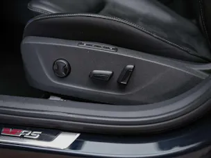 Škoda Octavia Combi 2.0 TSI DSG RS *Abstandsregler*Massage*Standheizung*