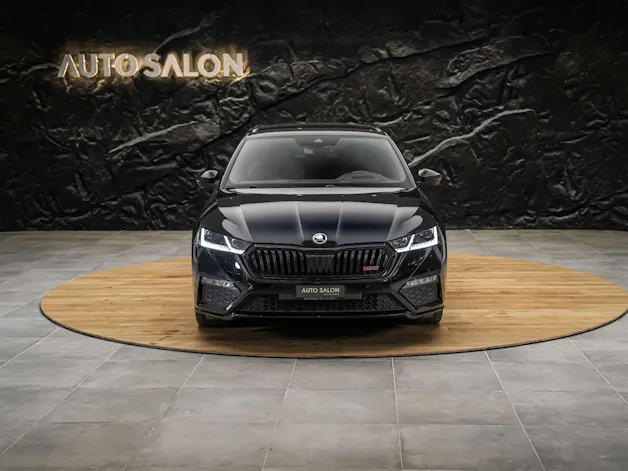 Škoda Octavia Combi 2.0 TSI DSG RS *Abstandsregler*Massage*Standheizung*