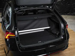 Škoda Octavia Combi 2.0 TSI DSG RS *Abstandsregler*Massage*Standheizung*